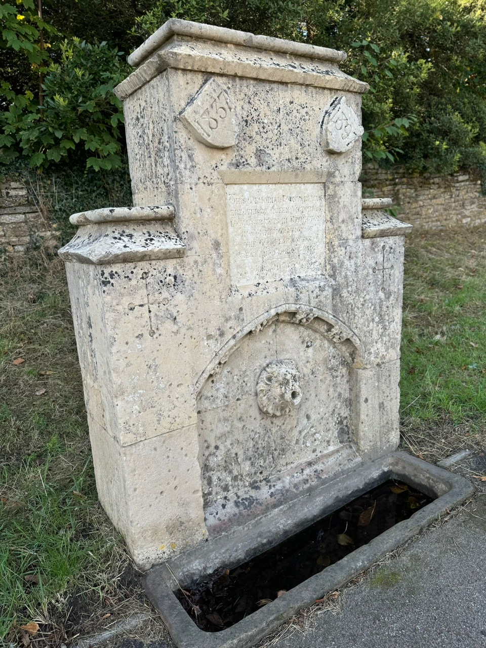 Memorial fountain